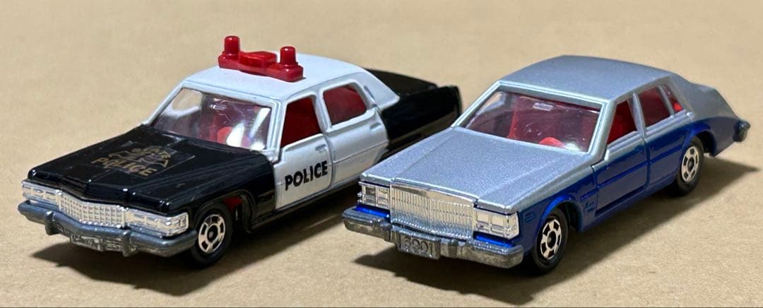 トミカ キャデラック フリートウッド ブローアム キャデラックセビル 2台セット