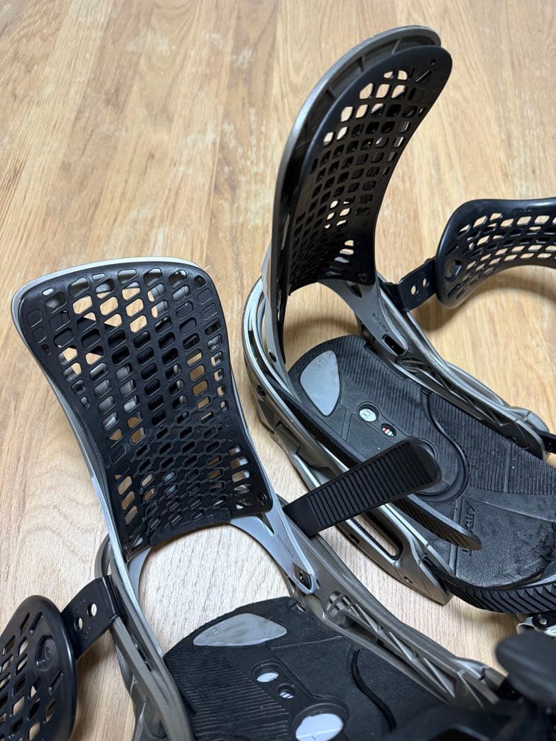 BURTON GENESIS EST バートン ジェネシス