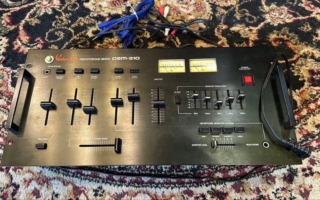 Vesta FIRE DSM-310 DJミキサー