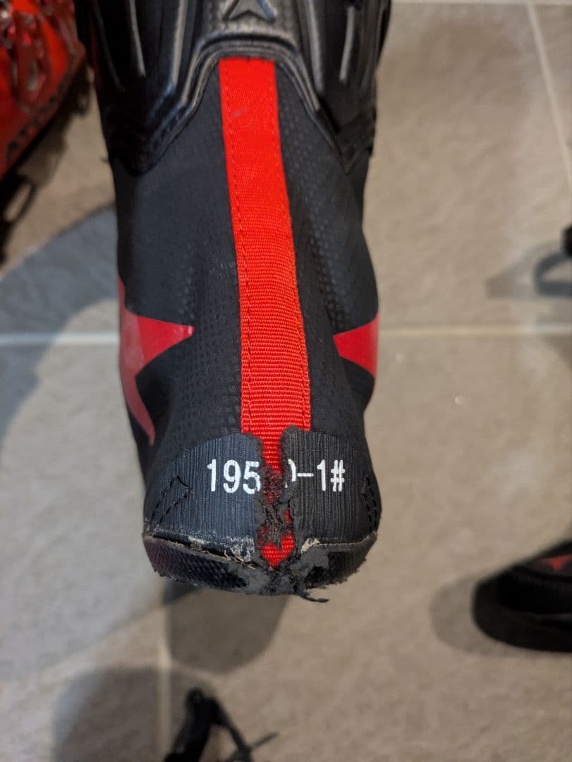 ATOMIC スキー靴 24.5cm インナー未使用