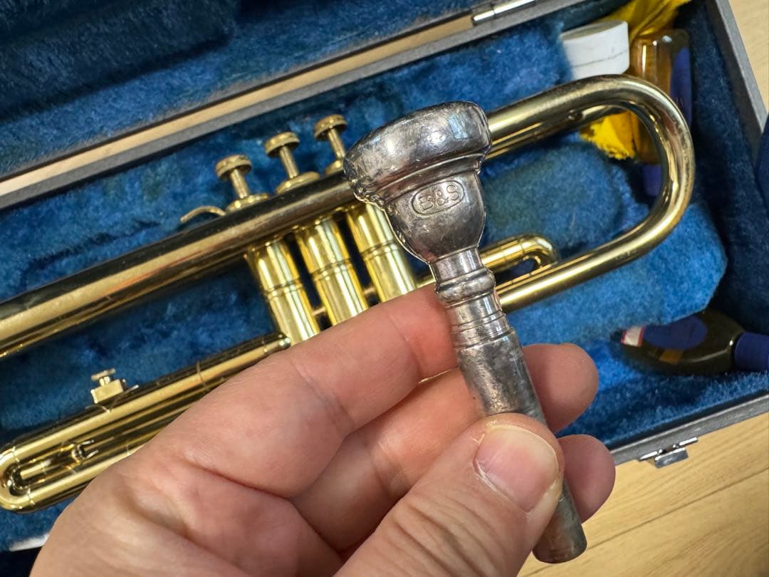 0413-3 カワイのゴールドトランペット　　B&S kawai製マウスピース付