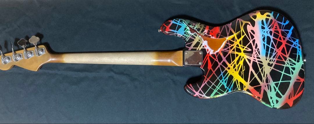 #19ジャズベースタイプ　メルト柄塗装マルチレイヤートップラッカー