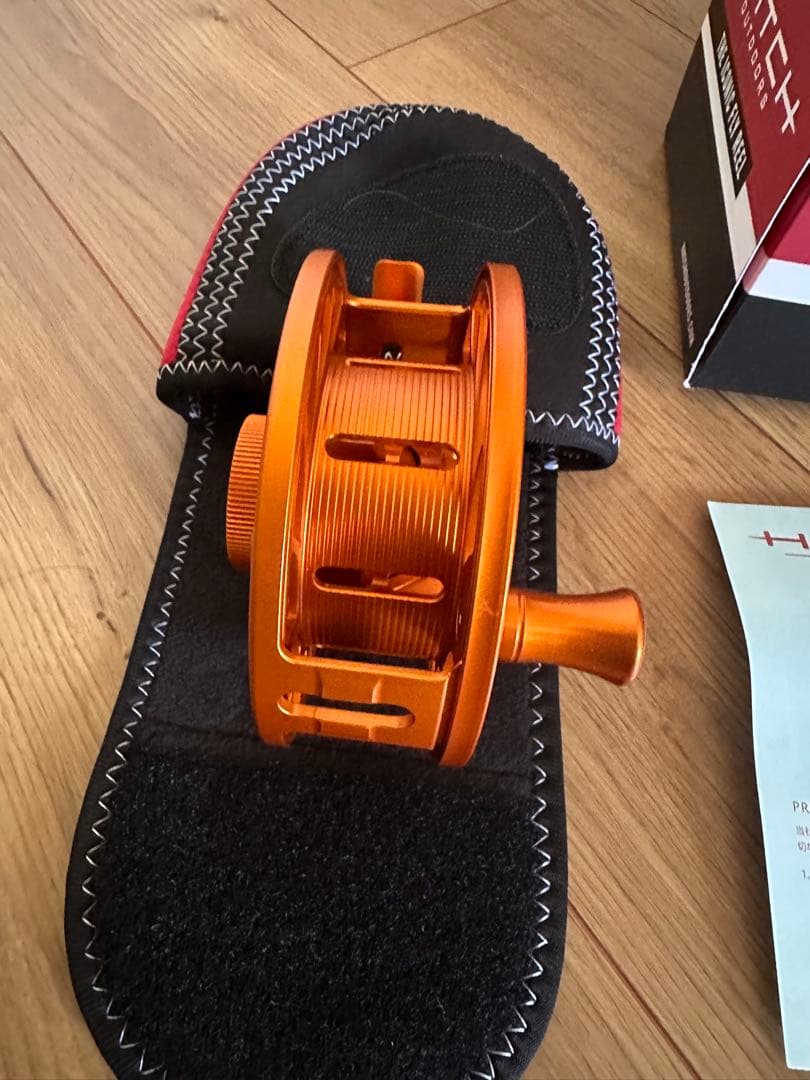 リール HATCH ICONIC 9PLUS LA CAMPFIRE/SMOKE