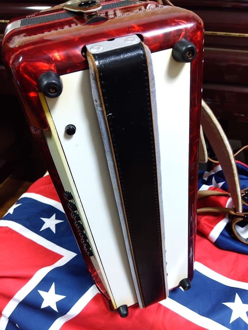 （美品即演奏可）YAMAHA アコーディオン YA-21 【信頼の日本製】