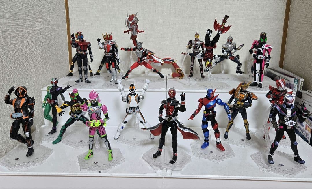 d*9様 組立済み 仮面ライダー プラモデル 平成ライダー20体