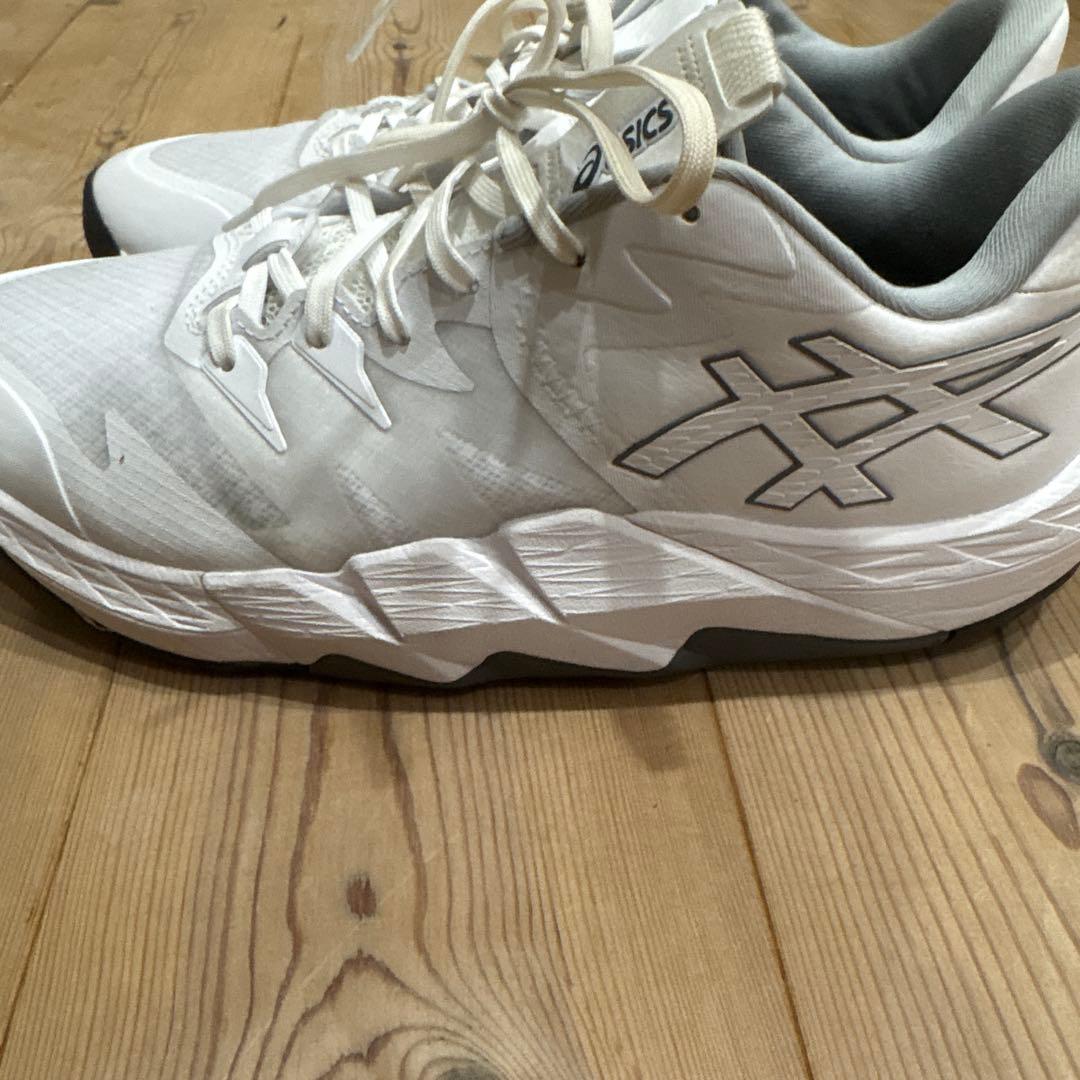 ASICS UNPRE ARS バスケットボールシューズ ホワイト