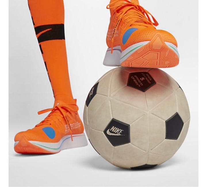 希少Nikelab × Off-White サッカー ボール