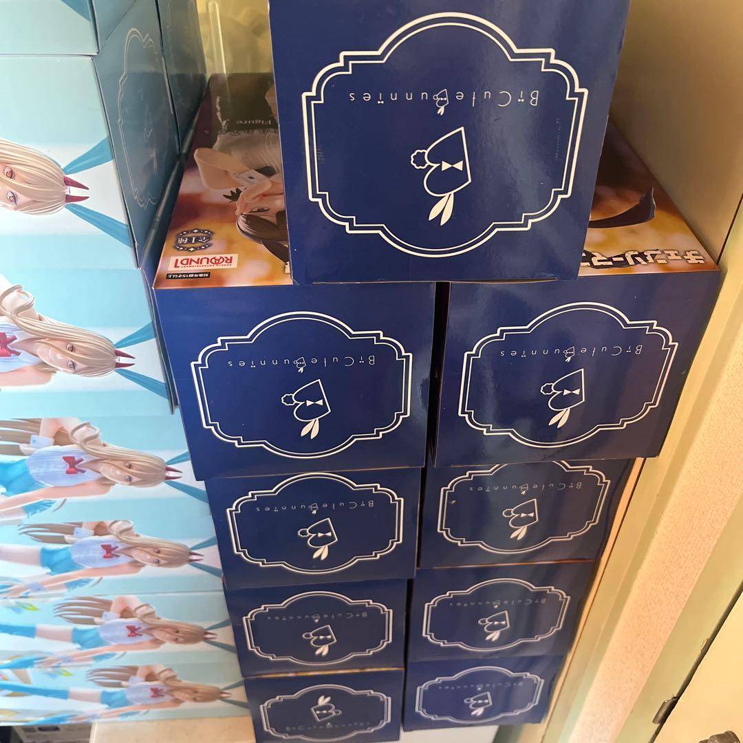 ラウンドワン限定　チェーンソーマン　コベニ　パワー　24体セット