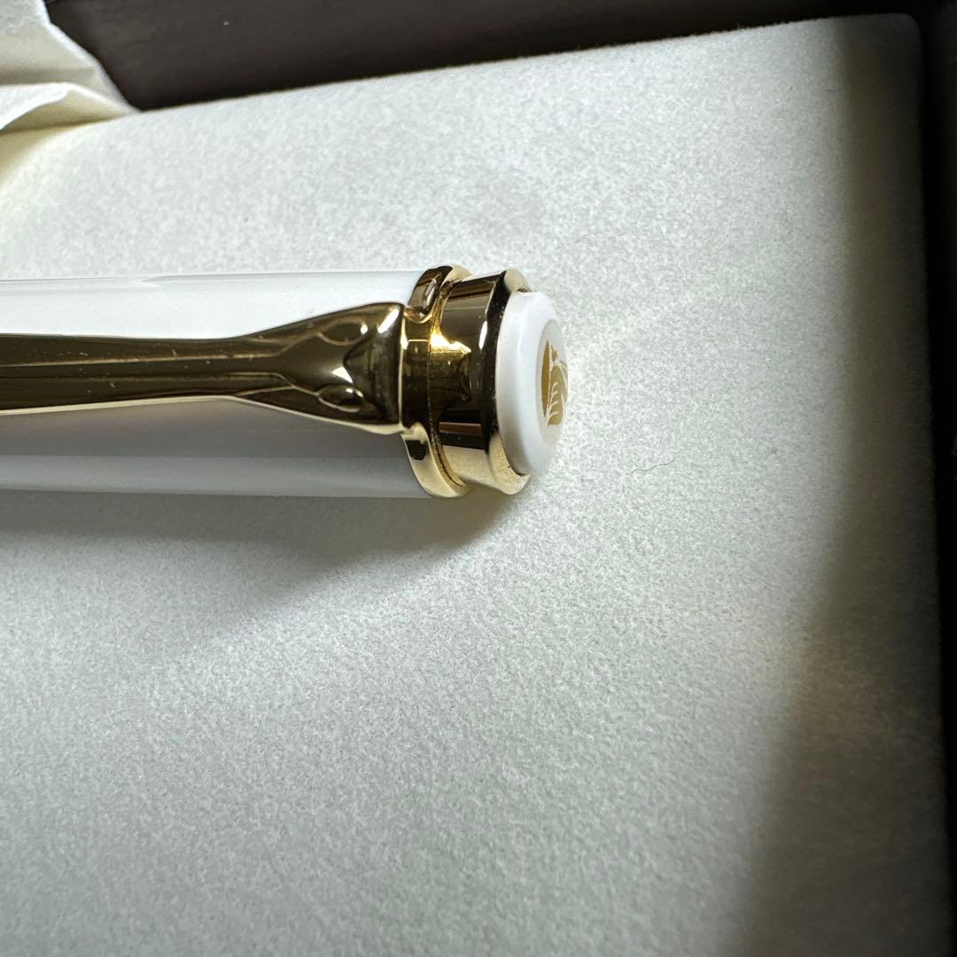 Pelikan ペリカン　クラシック　M200 パステルグリーン　字幅F 万年筆