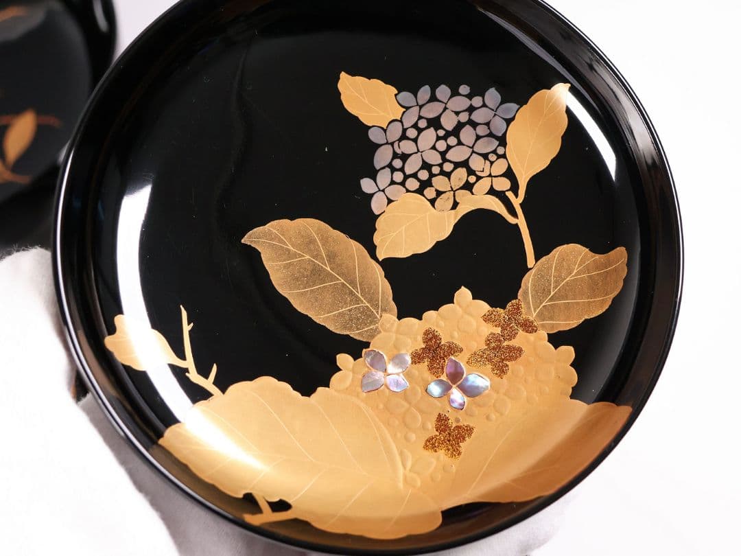 【MB190】天然木漆塗 紫陽花と葵 金蒔絵 螺鈿入 黒塗 煮物椀 五客 昭和期
