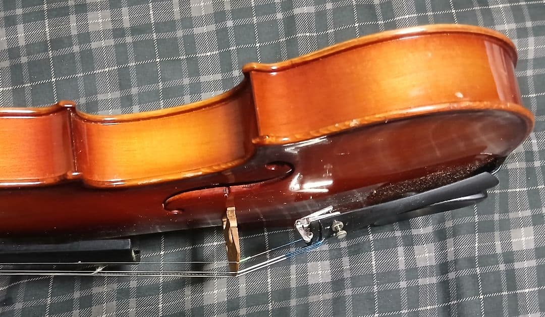 新品弦付き　鈴木バイオリン 4/4 No200 ケース 2006年