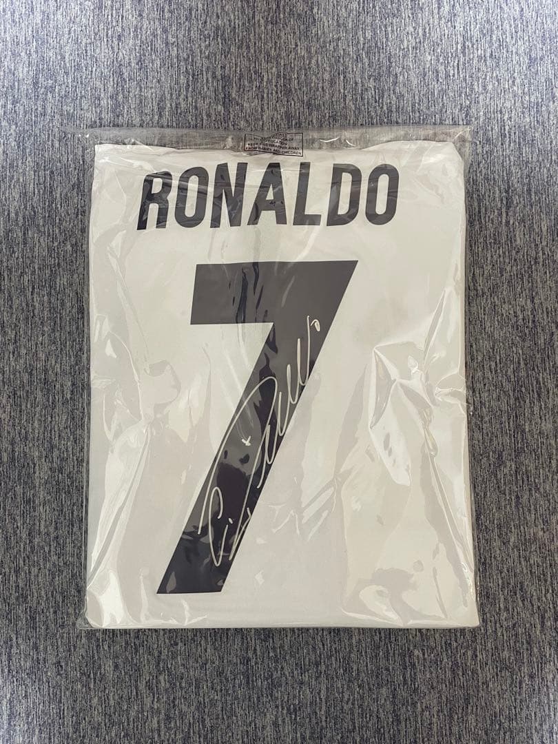レアルマドリード　クリスティアーノ・ロナウド　ユニフォーム　16/17ホーム