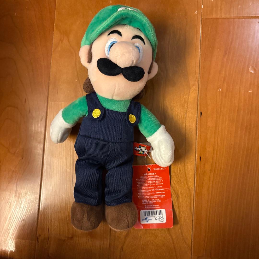 ぬいぐるみ　マリオ