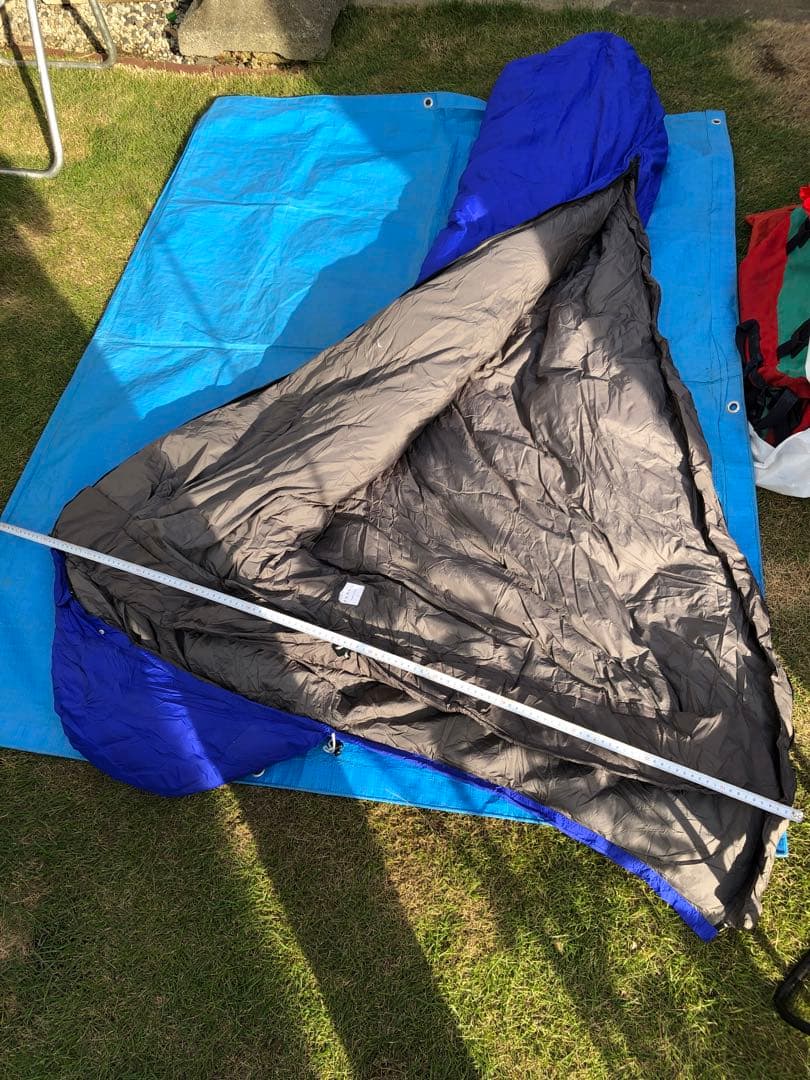 シュラフ　中国製のハスキーと言うメーカーの寝袋です