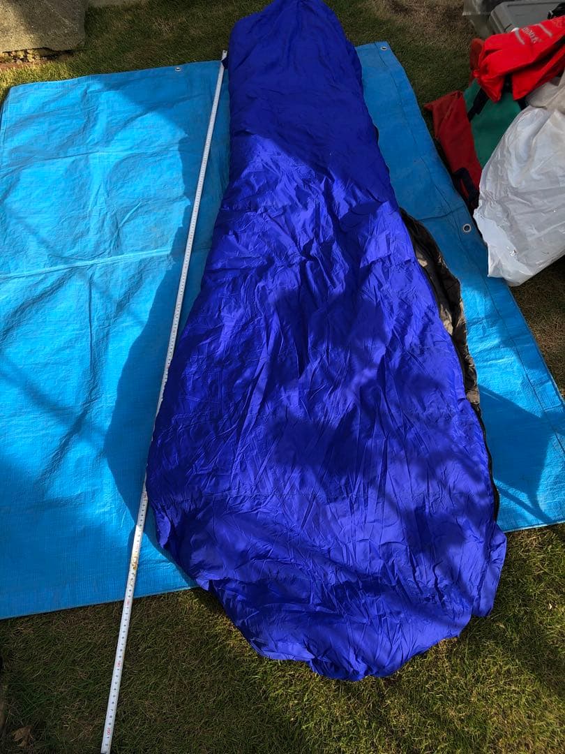 シュラフ　中国製のハスキーと言うメーカーの寝袋です