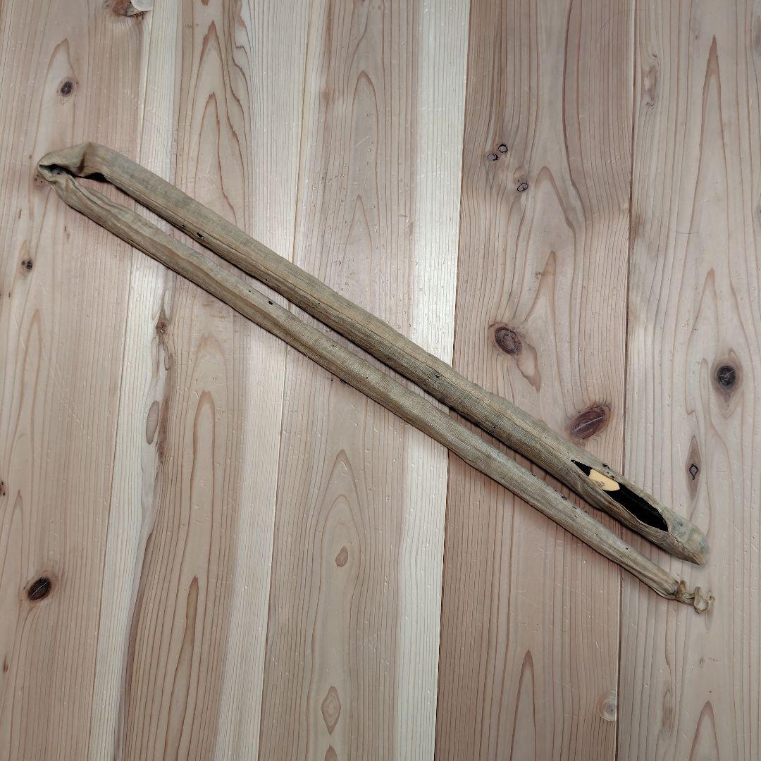 アンティークなビリヤードキュー