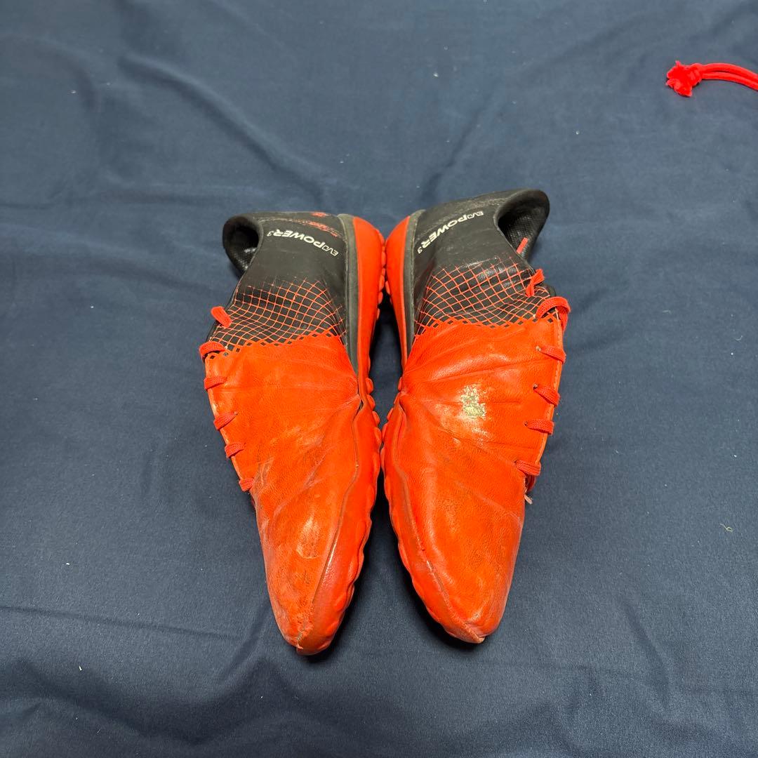 プーマエヴォパワー　サッカースパイクセット