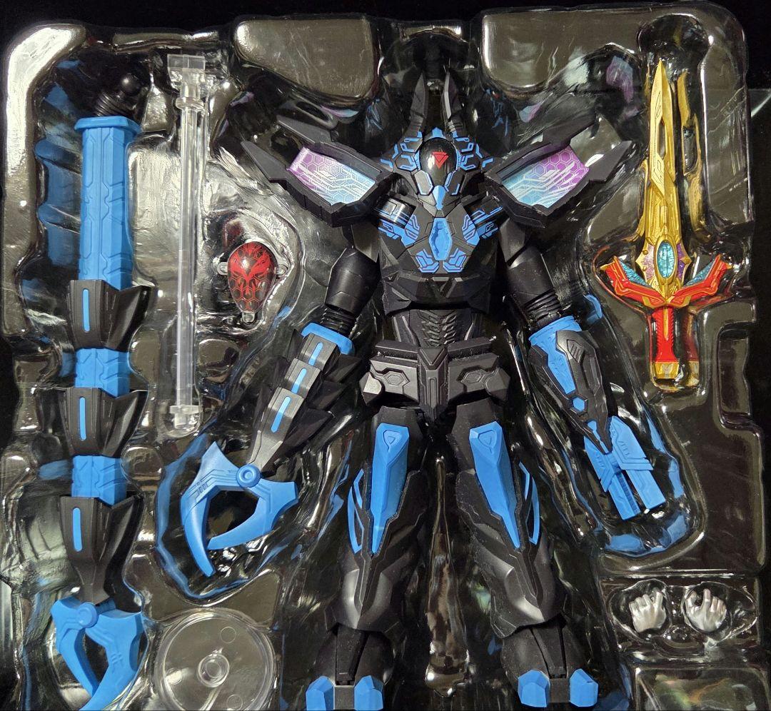 【新品同様】S.H.フィギュアーツ ウルトラマンデッカー 4体セット※おまけ付き