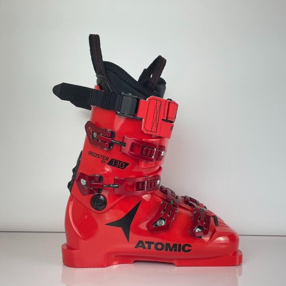 未使用　スキーブーツATOMIC REDSTER STI130 27/27.5㎝