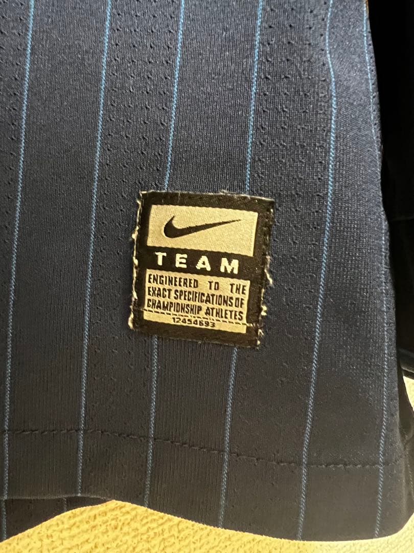 Nike Arsenal ネイビー ストライプシャツ