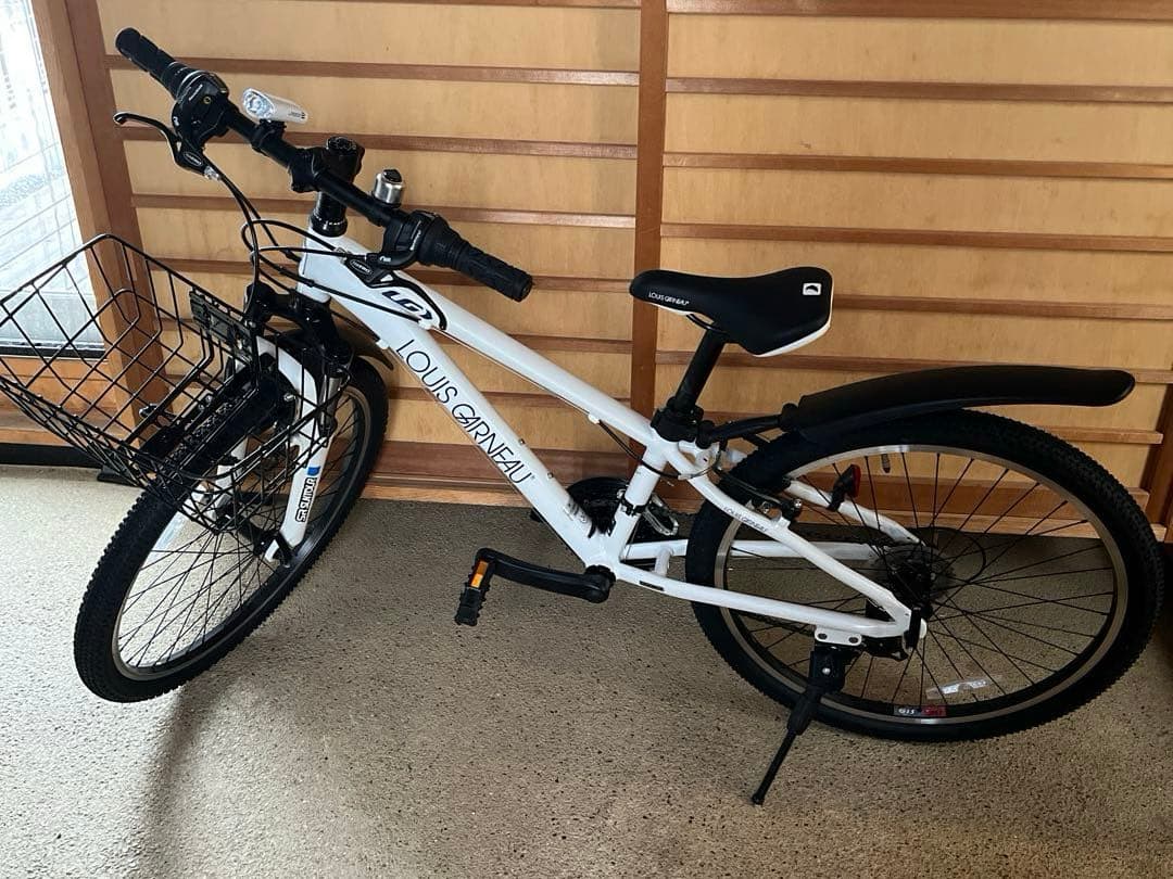 直接引取価格　LOUIS GARNEAU 子供用自転車 ホワイト 前カゴ付き