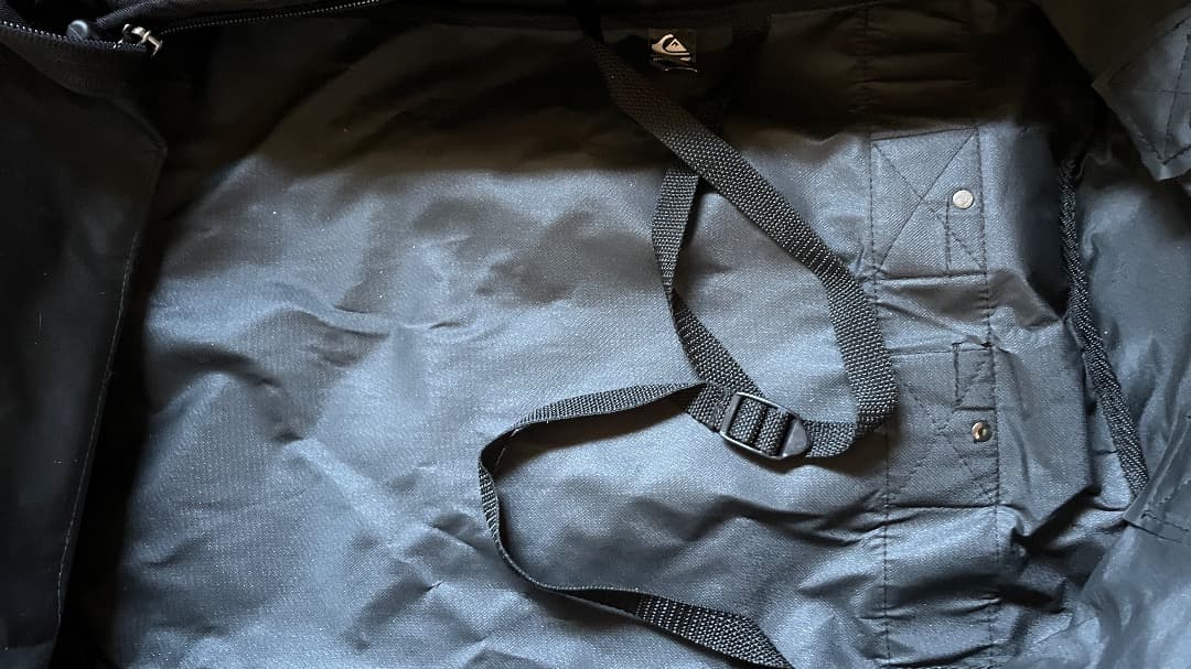 【レア】廃版品 QUIKSILVER 大きい リュック バックパック