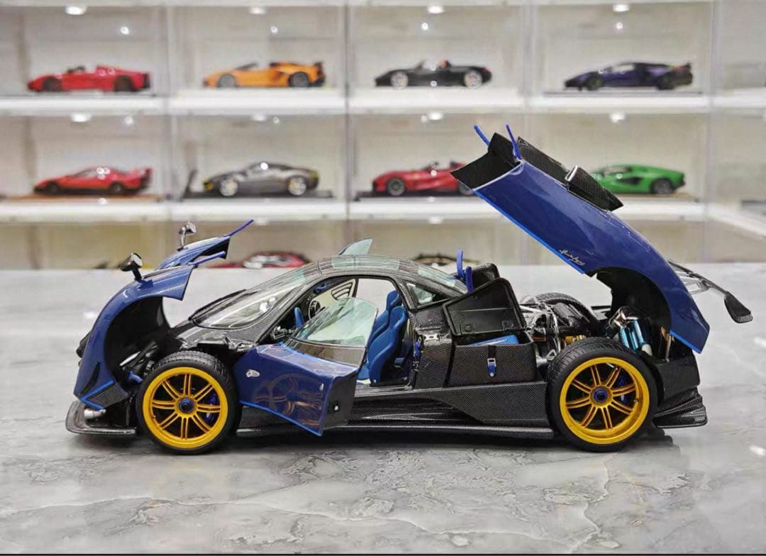 新発売 全開閉 Almost Real 1/18 パガーニ ゾンダ ミニカー