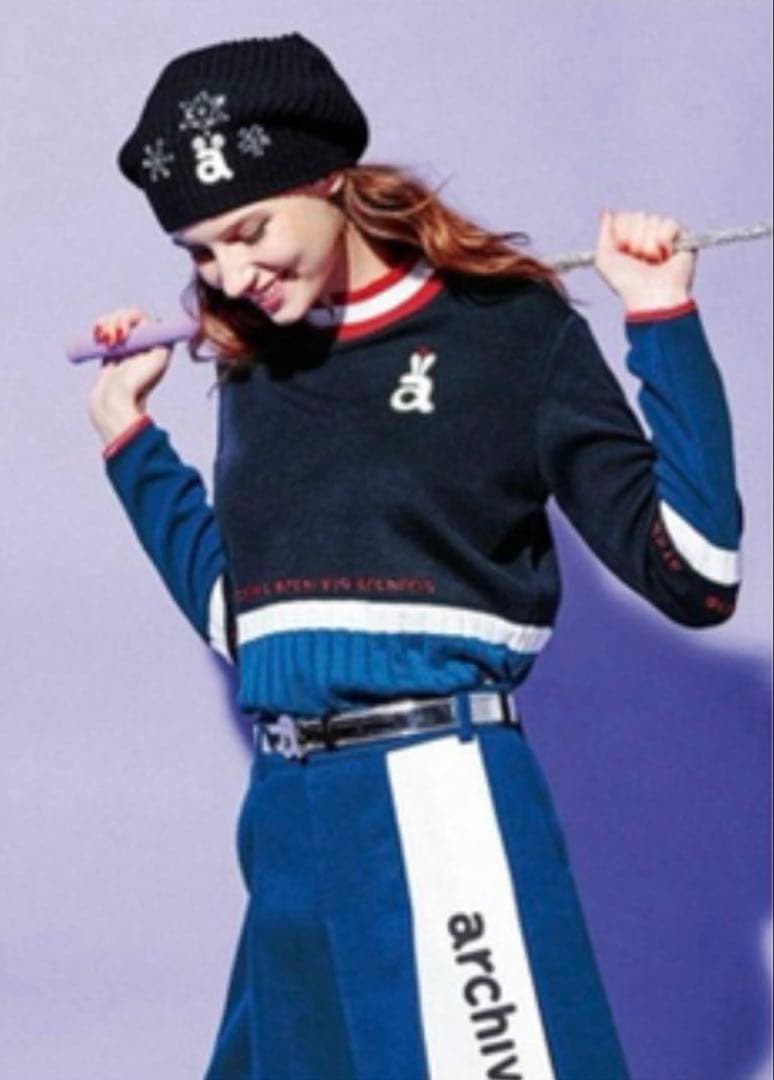 アルチビオのセーターとスカート