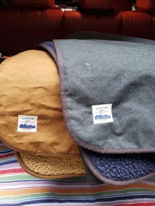 【新品・未使用】ON SLIVA KNIT BLANKET ネイビー