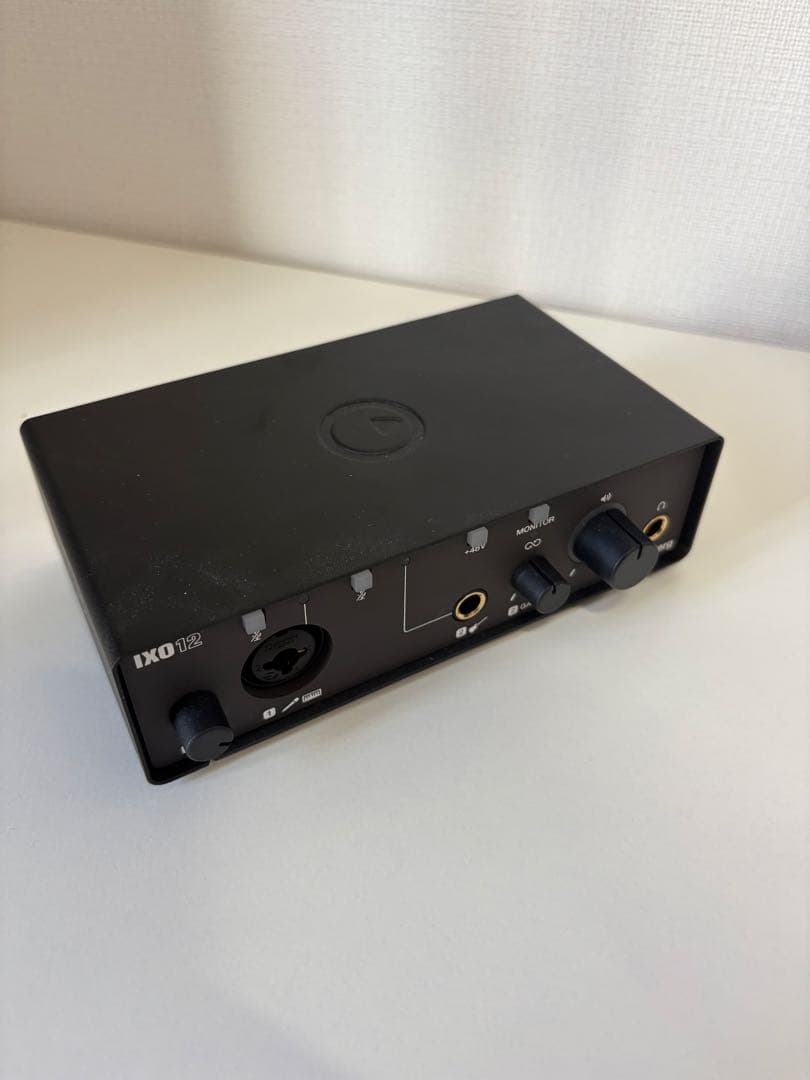 IXO 12 オーディオインターフェイス