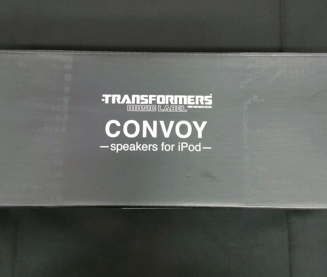 新品　トランスフォーマー　ミュージックレーベル　スピーカーiPod　コンボイ