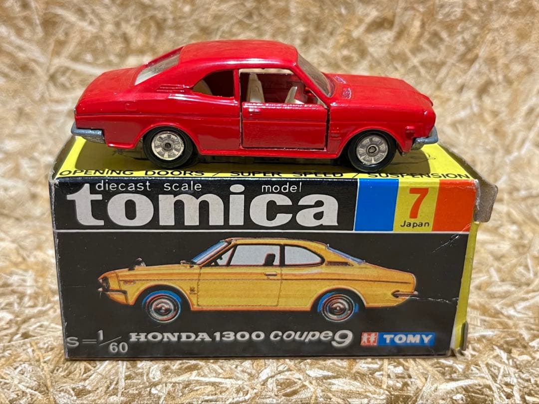 トミカ 日本製 黒箱 7-1-7 ホンダ 1300 クーペ9 1E