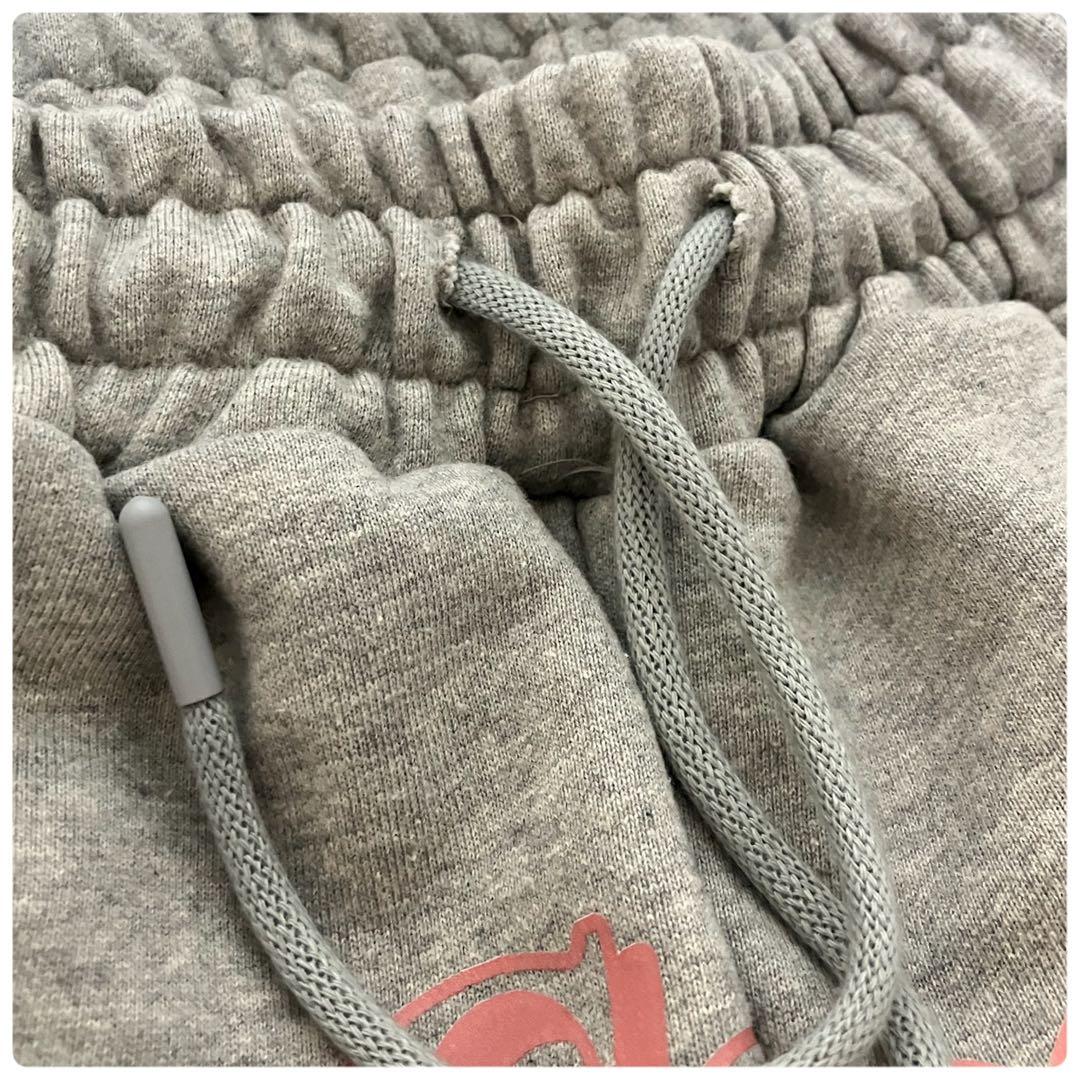 ロゴ入りスエットパンツ　グレー　LABODY