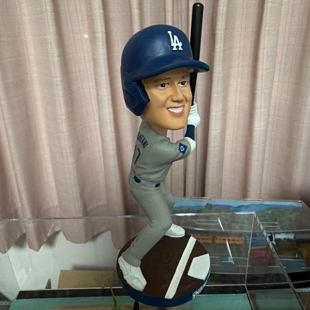 レア品大谷翔平 ボブルヘッドフィギュア球場配布品グレーユニフォーム