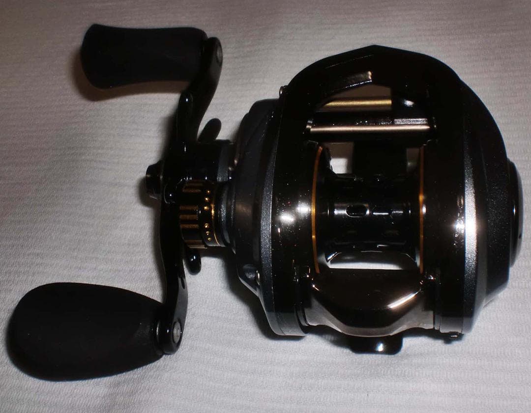 アブガルシア　レボ　エルシーシックス－Ｌ（Revo　LC6-L）【左巻き】　新品