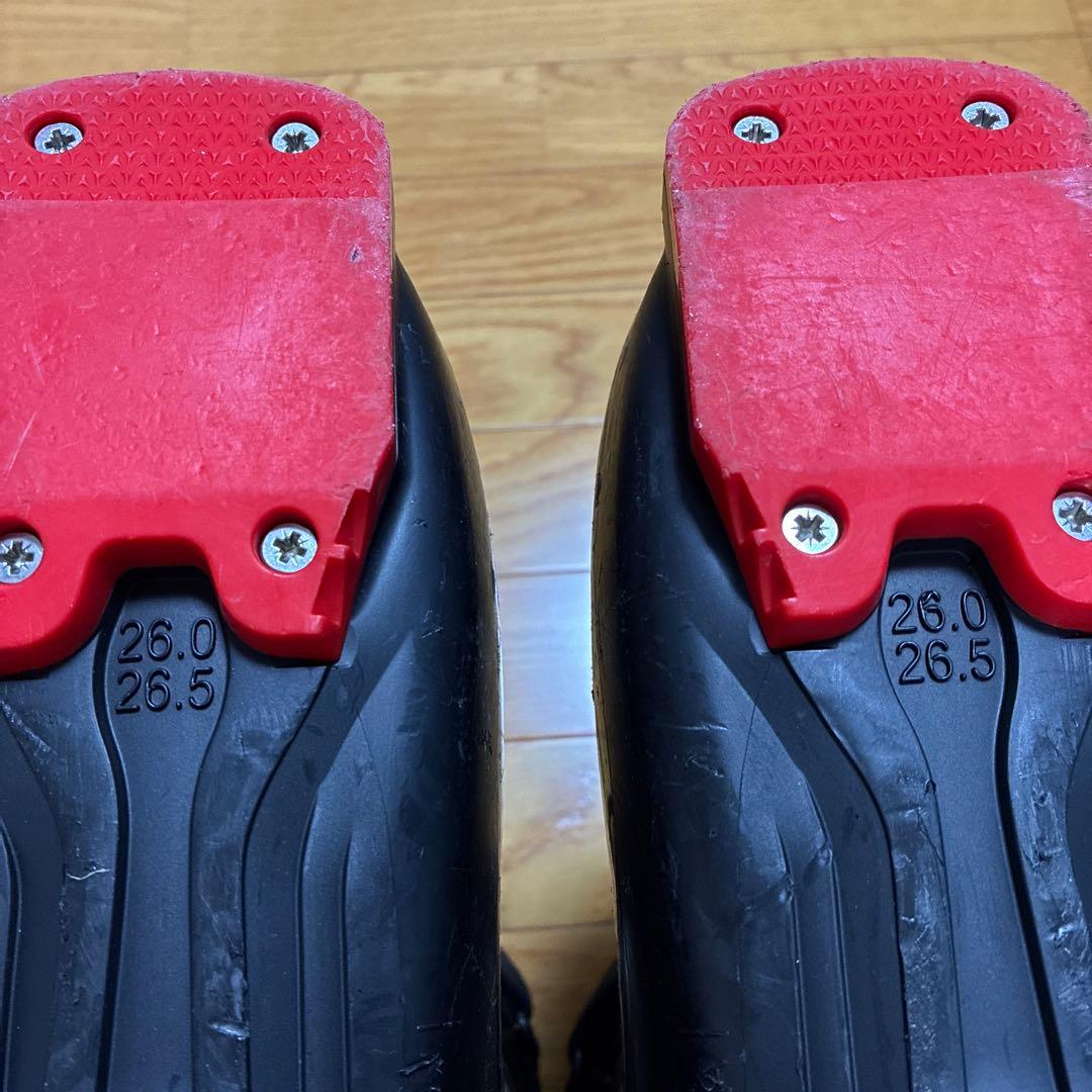 Atomic スキーブーツ ブラック/レッド