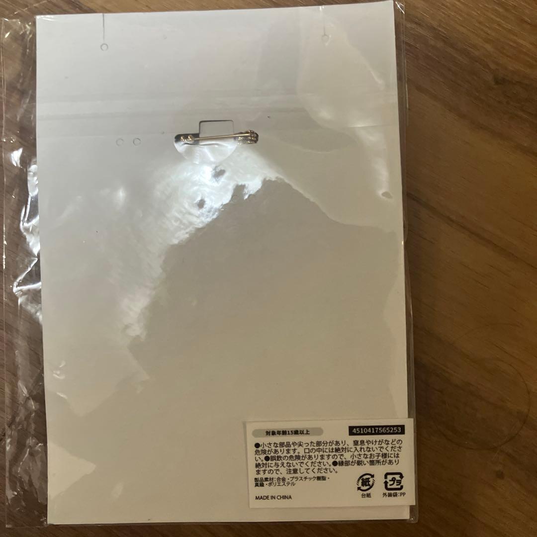 【セット販売】Ado 2nd LIVE 限定タオル .ブローチ2種類