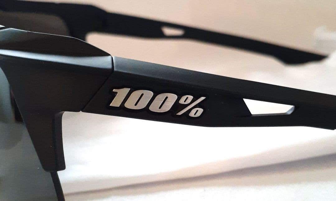 100% Speedcraft XS ブラック ワンハンドレッド サングラス