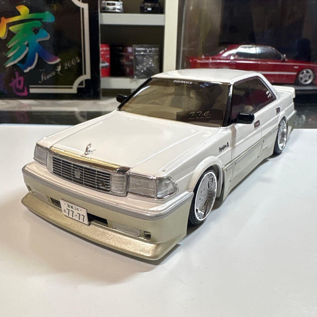 アオシマ 13クラウン インシュランス