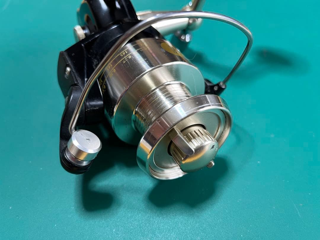 フィンノール　エイハブスピニングリールNo.8