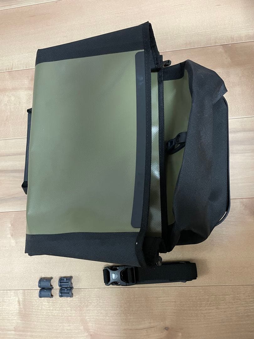 ORTLIEB 防水バッグ オリーブグリーン