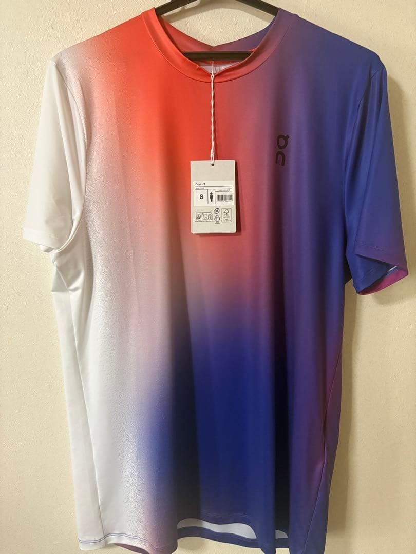 新品タグ付　On オン グラデーション 半袖 Tシャツ Court-T Sサイズ