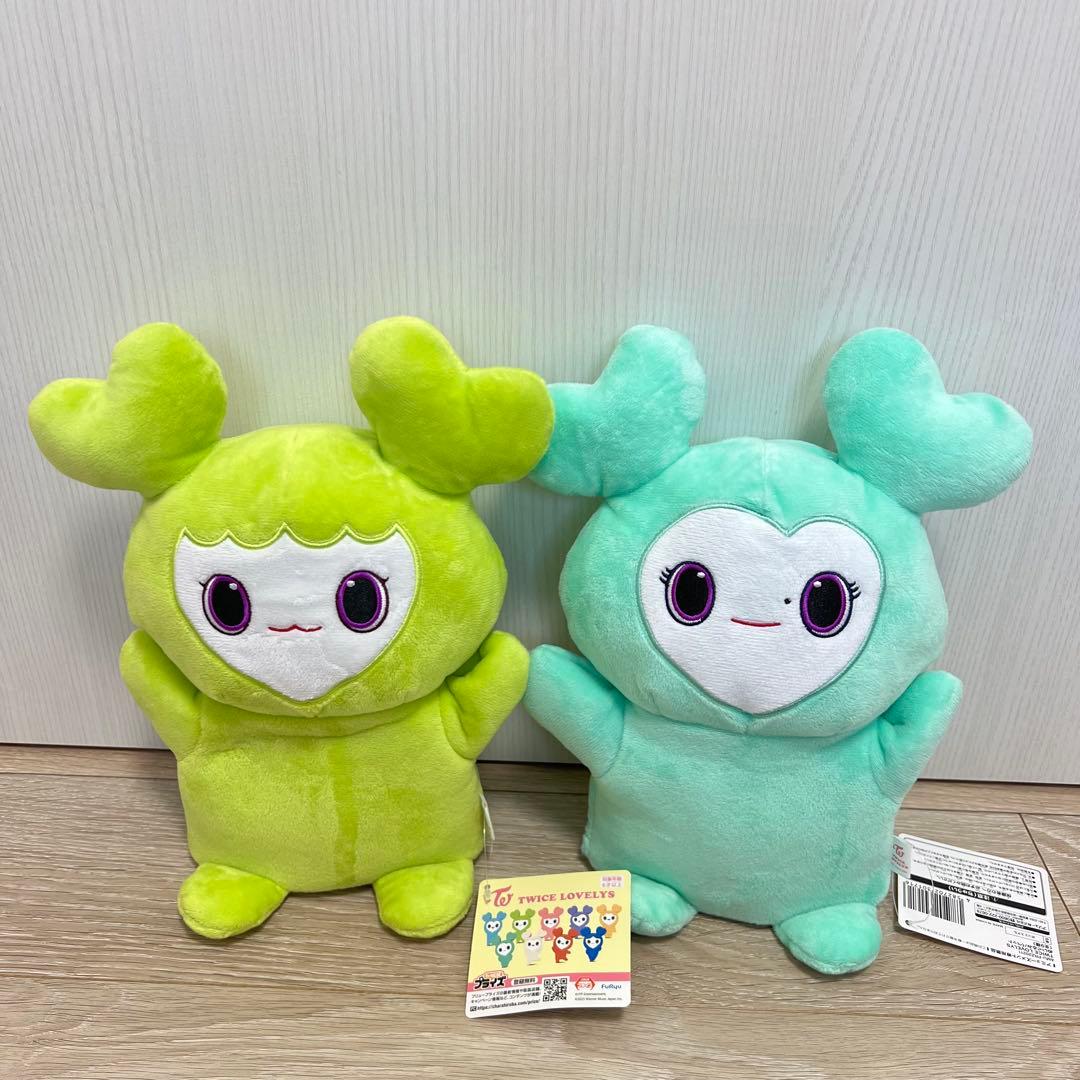 TWICELOVELYSぴょこきゅんバッグ ・のびふにゃポーチ他30点GIGO