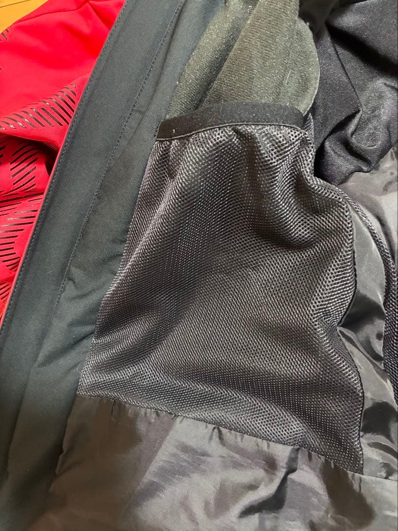 美品 デサントMove Sport スキーウェアジャケットMサイズ167〜173