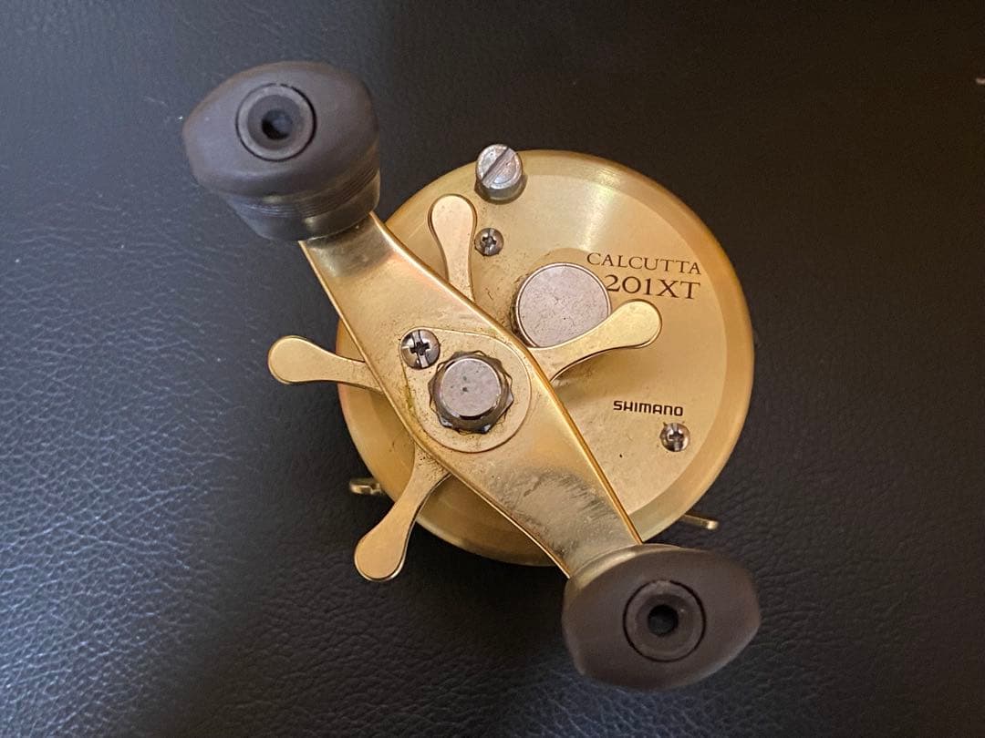 SHIMANO CALCUTTA ベイトリール ゴールド