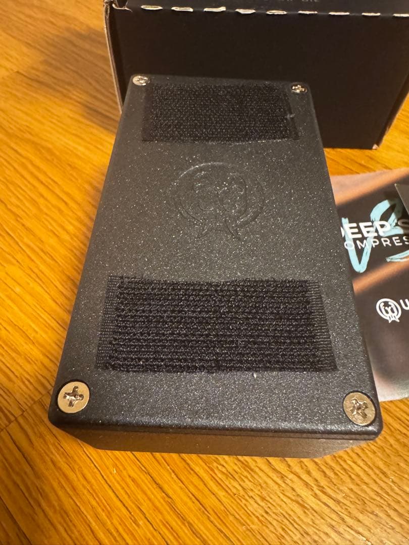 WALRUS AUDIO DEEP SIX V3 限定デザイン