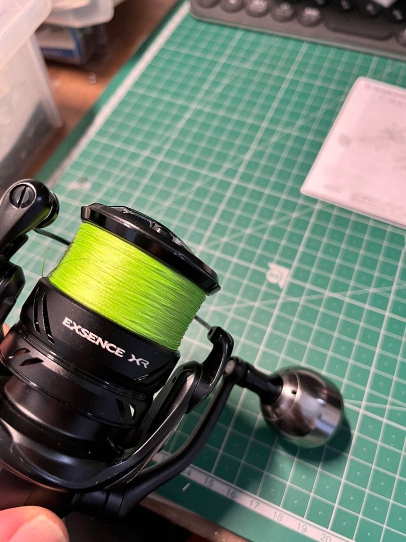 EXSENCE XR スピニングリール２３エクスセンスＸＲ　C3000ＭＨＧ