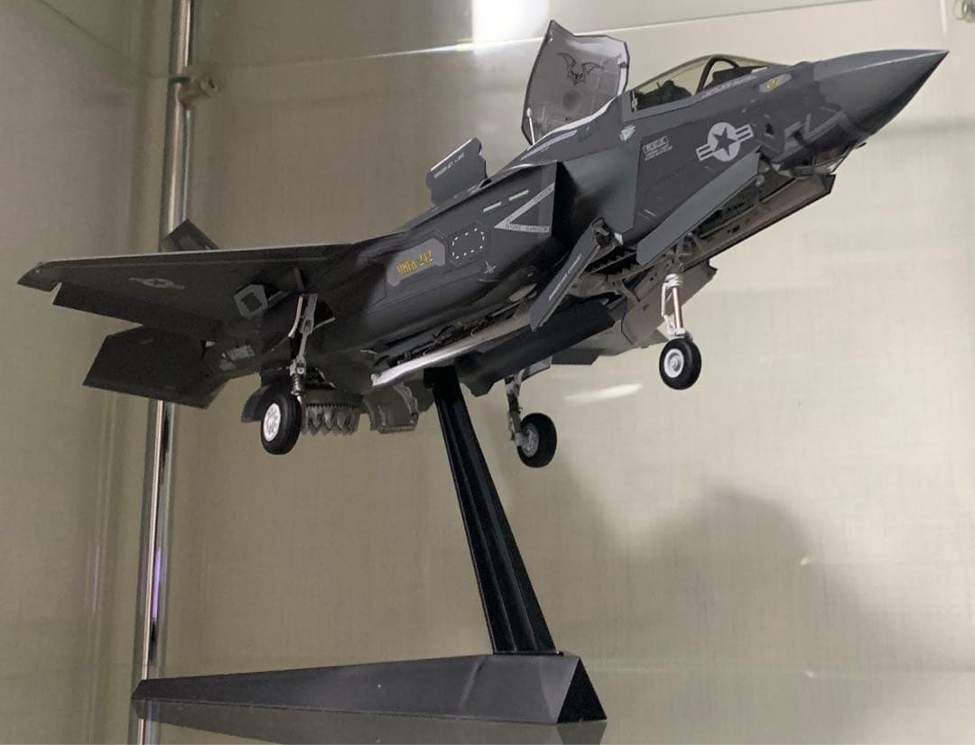 F-35B 1/48 垂直着陸状態