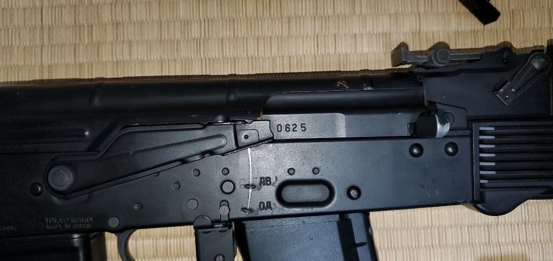 東京マルイ リポ化AK102 次世代 マガジン4本 バッテリー 初心者 引退