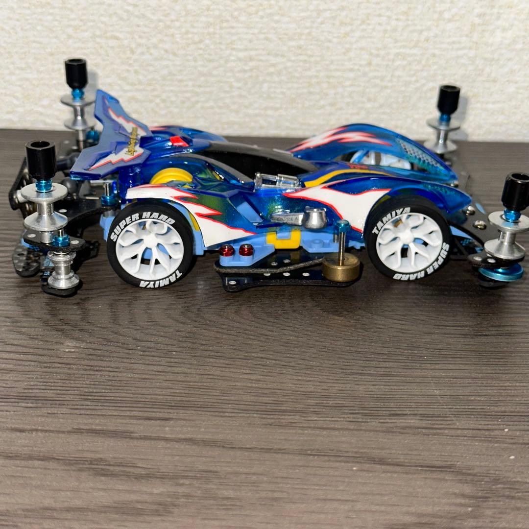 [G2093]ミニ四駆　完成品　LMブレイカー　塗装有り　カーボン　タミヤ